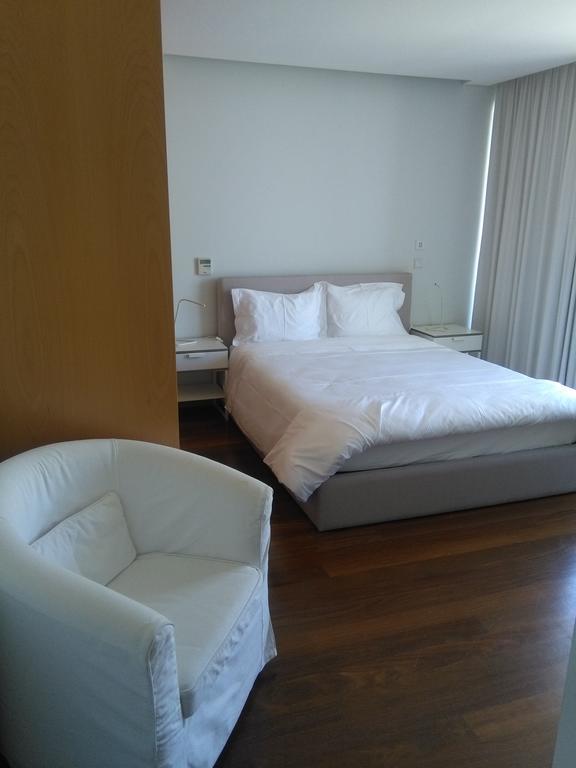 Almenara Suites Guest House Vila Nova de Gaia Esterno foto