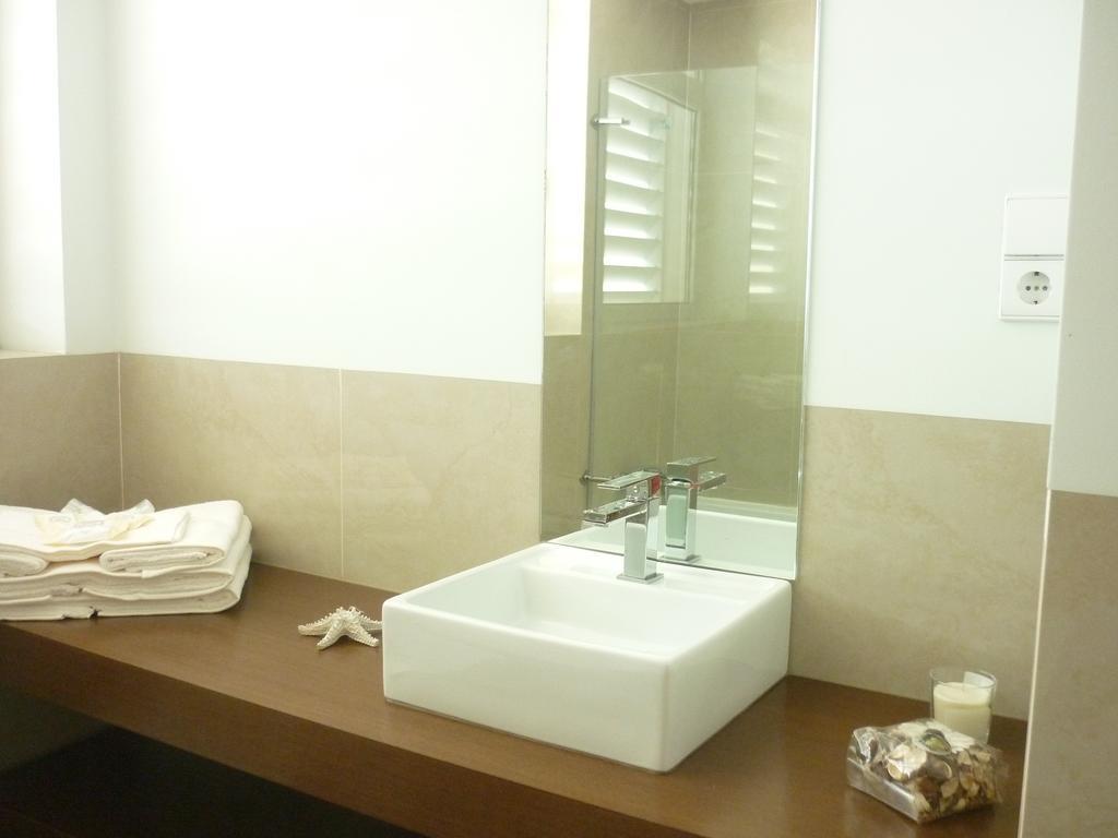 Almenara Suites Guest House Vila Nova de Gaia Esterno foto