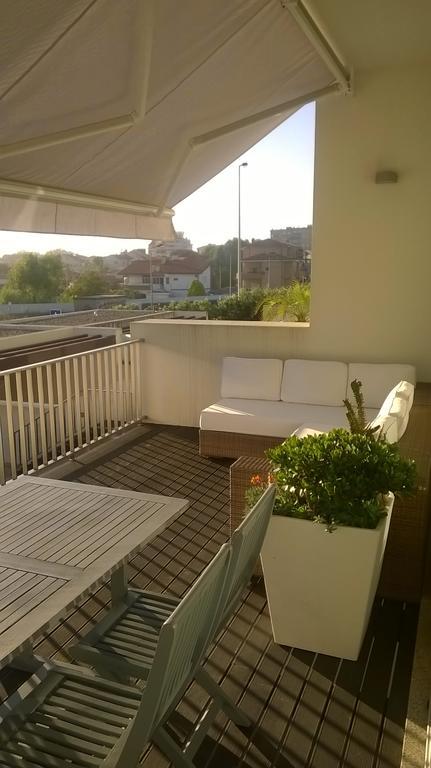 Almenara Suites Guest House Vila Nova de Gaia Esterno foto